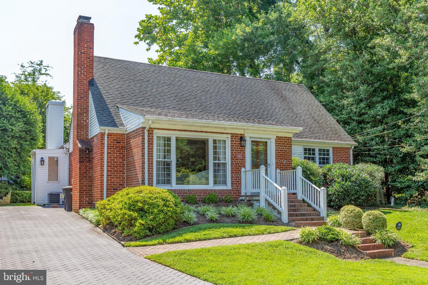 Home in the City of Alexandria, VA — sold by David Mount in 2022