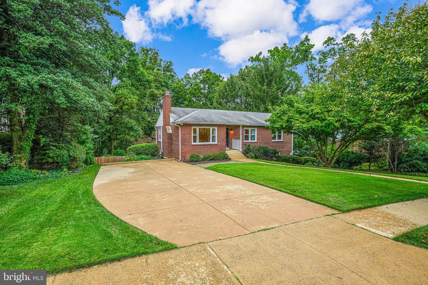 Ravenwood Park home in Falls Church, VA sold by David Mount