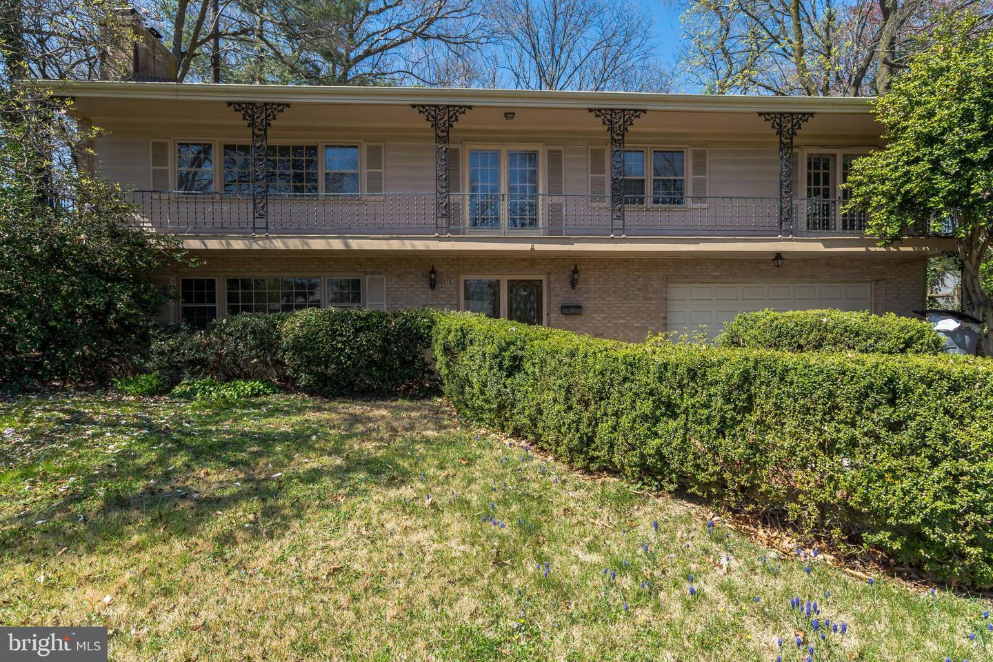 Falls Hill Falls Church VA home sold by David Mount in 2020